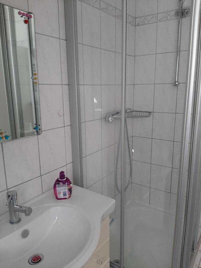 Familienfreundliche Ferienwohnung Auf Dem Lande Monteur Wohnung Hessisch Oldendorf Extérieur photo